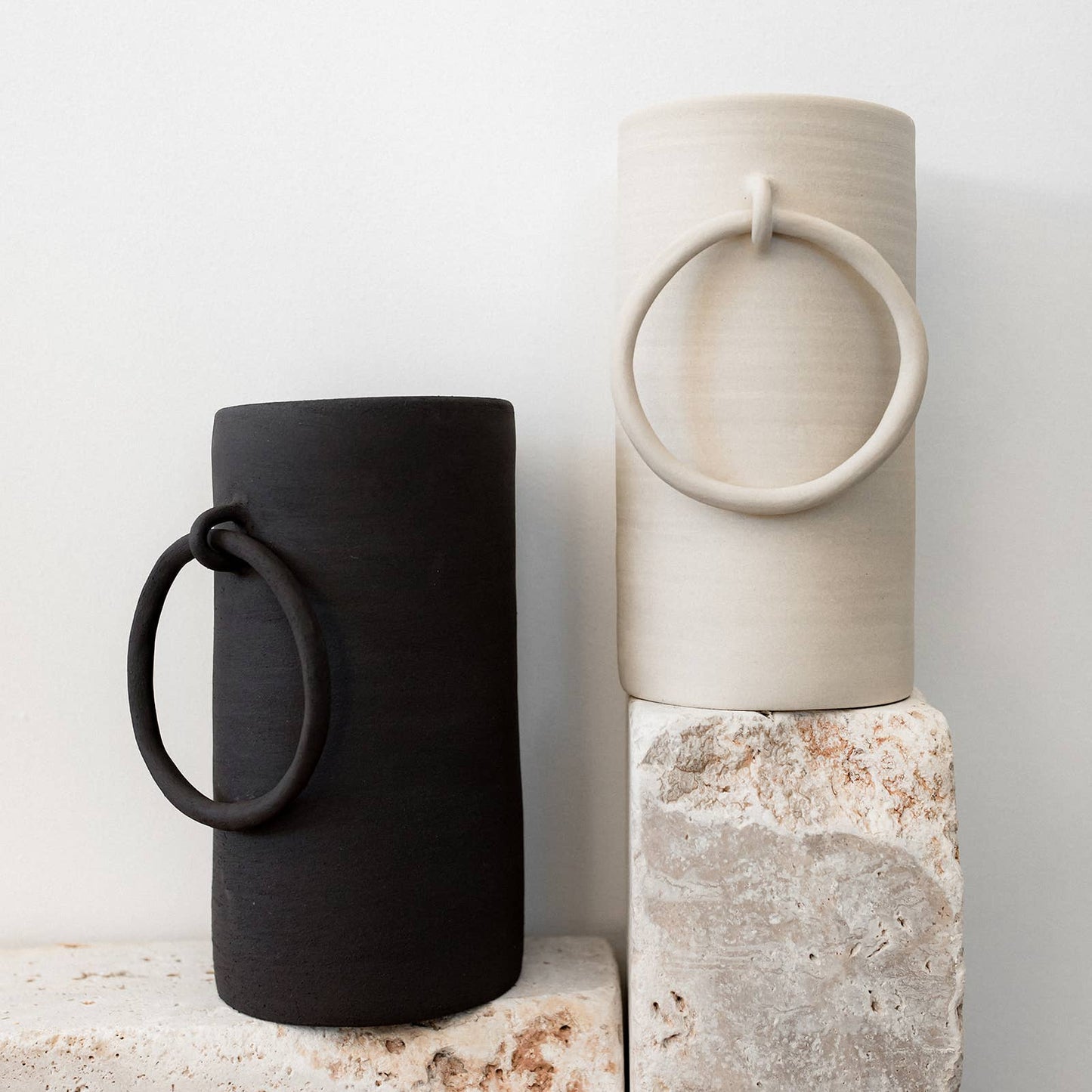 Vase en céramique fait main brut big ring